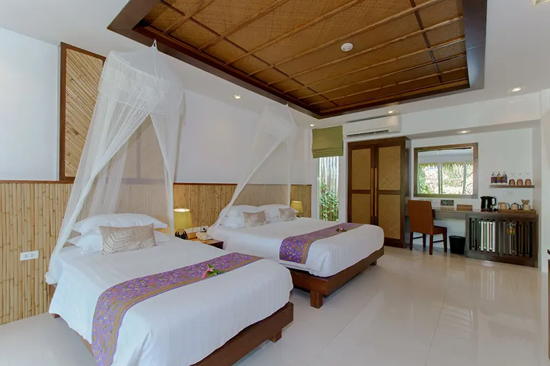 Triplet Premier Cottages